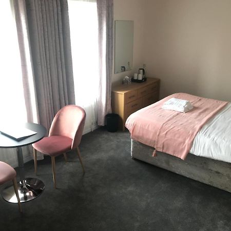 Killead House Hotel Aldergrove Екстериор снимка