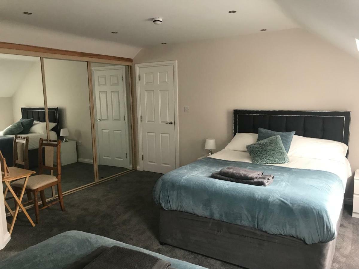 Killead House Hotel Aldergrove Екстериор снимка