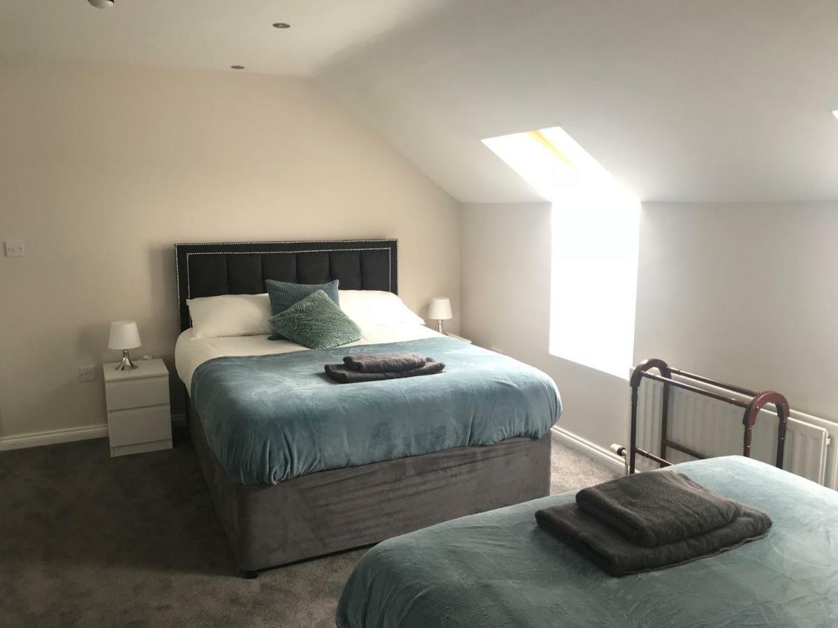 Killead House Hotel Aldergrove Екстериор снимка