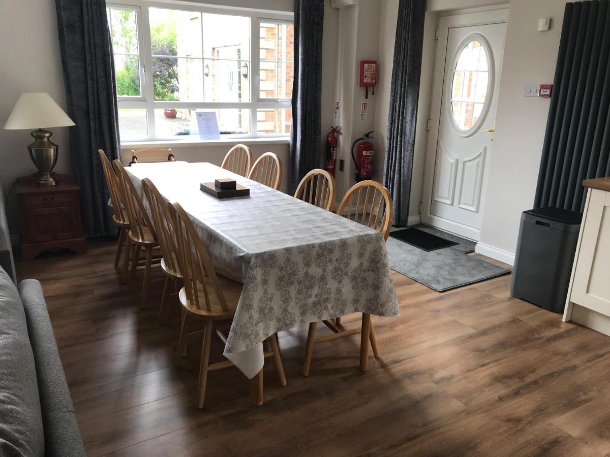 Killead House Hotel Aldergrove Екстериор снимка