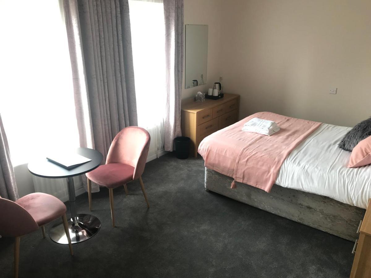 Killead House Hotel Aldergrove Екстериор снимка